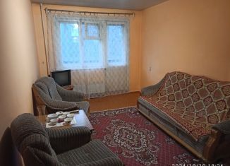 Сдается в аренду 2-ком. квартира, 43 м2, Кемеровская область, улица Тореза, 87