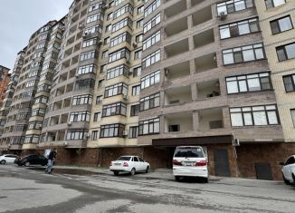 Продается 1-комнатная квартира, 47 м2, Махачкала, улица Хаджи Булача, 14Б, Ленинский район