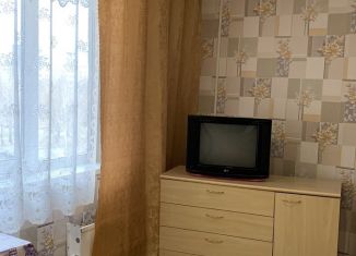 Сдача в аренду комнаты, 17 м2, Красноярск, Солнечный бульвар, 13