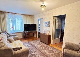 Продажа 4-ком. квартиры, 66 м2, Зеленодольск, улица Вали Хазиева, 5