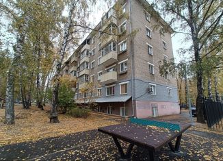 Продажа 2-ком. квартиры, 47 м2, Казань, улица Академика Кирпичникова, 15