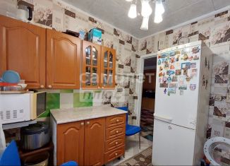 Продажа 3-ком. квартиры, 55.2 м2, село Еманжелинка, Лесная улица, 4