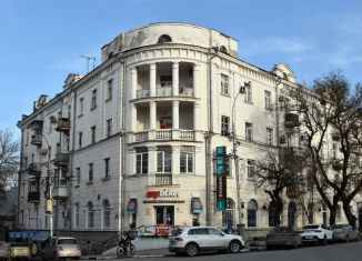 Продам 3-комнатную квартиру, 90 м2, Ростовская область, Петровская улица, 78