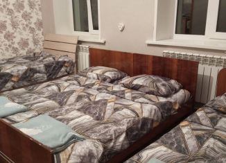 Аренда 2-ком. квартиры, 56 м2, Арзамас, улица Угодникова, 20А