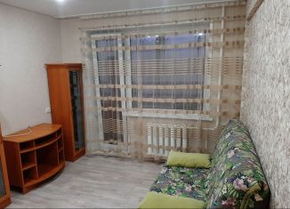 Сдам в аренду 2-ком. квартиру, 39.7 м2, Абакан, улица Комарова, 8