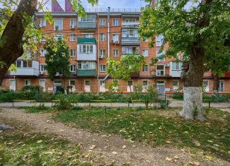 Продается трехкомнатная квартира, 55 м2, Краснодар, Бургасская улица, 37, Бургасская улица