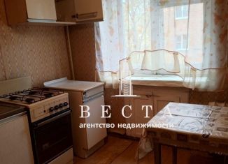 Продается двухкомнатная квартира, 43.3 м2, Карелия, улица Маяковского, 8