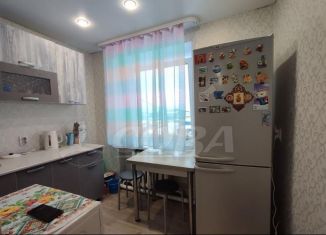 Продаю трехкомнатную квартиру, 54 м2, село Кулаково, Коммунальный переулок, 6