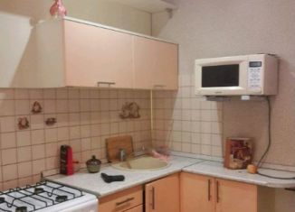 Сдается в аренду 2-комнатная квартира, 54 м2, Курск, Семёновская улица, 79, Центральный округ