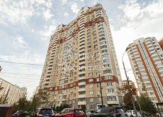 Продажа 2-комнатной квартиры, 95 м2, Московская область, проспект Гагарина, 22к1