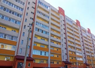 Продается двухкомнатная квартира, 67 м2, Смоленск, улица Крупской, 54Б