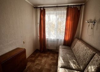 Сдаю 2-комнатную квартиру, 44 м2, Ломоносов, Швейцарская улица, 18к1