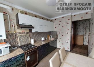 Продажа 2-комнатной квартиры, 55.9 м2, Крымск, Лазурная улица, 23