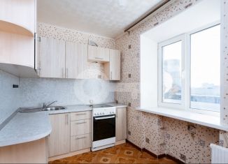 Продается двухкомнатная квартира, 48 м2, Казань, Тэцевская улица, 13