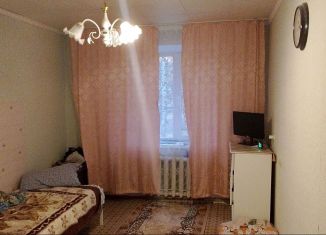 Сдача в аренду 2-ком. квартиры, 52 м2, Елабуга, проспект Мира, 9