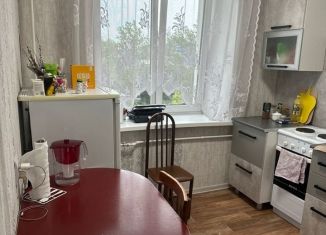 Сдача в аренду 2-ком. квартиры, 46 м2, Тайшет, улица Андреева, 1