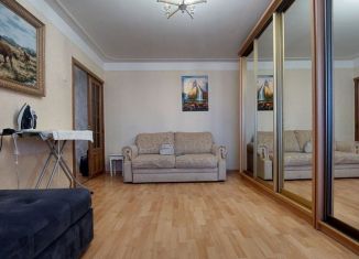 Сдам в аренду 2-ком. квартиру, 36 м2, Дагестан, улица Расулбекова, 17