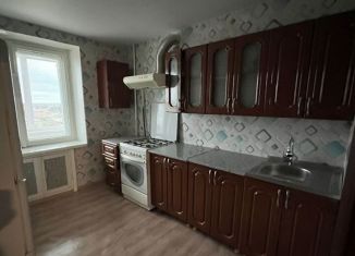 Продается трехкомнатная квартира, 58 м2, Елабуга, улица Тази Гиззата, 30