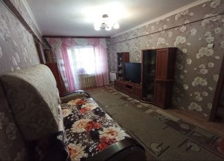 Сдается трехкомнатная квартира, 45 м2, Тула, улица Кауля, 13к3