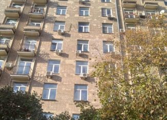 Продаю 2-ком. квартиру, 55 м2, Москва, Мосфильмовская улица, 2В