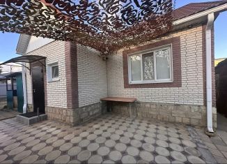 Продаю пятикомнатную квартиру, 110 м2, Краснодарский край, улица Гагарина, 8