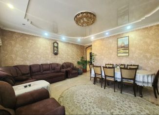 Продам 4-комнатную квартиру, 140 м2, Анапа, улица Просвещения, 14