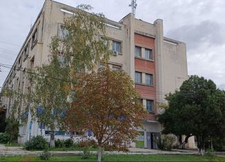 Сдается в аренду помещение свободного назначения, 1000 м2, Бахчисарай, Советская улица, 7