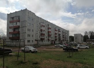 Продам 3-комнатную квартиру, 69.5 м2, Коми, улица Торопова, 1