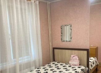 Трехкомнатная квартира в аренду, 55.3 м2, Москва, улица Тёплый Стан, 12к4, ЮЗАО