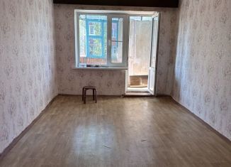 Продам двухкомнатную квартиру, 48 м2, Курская область, улица Димитрова, 93