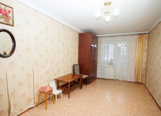 Сдам 2-ком. квартиру, 60 м2, Ставрополь, улица Ленина, 200