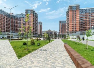 Продажа 1-ком. квартиры, 32 м2, Краснодар, улица Западный Обход, 57к3, ЖК Самолёт-2