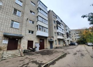 Продам 3-ком. квартиру, 56.7 м2, Псковская область, проспект Гагарина, 18/15