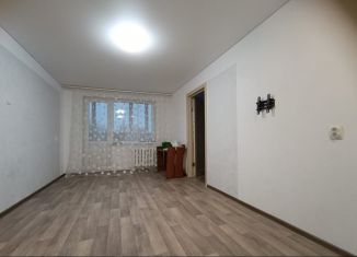 Продается 2-комнатная квартира, 46 м2, Салават, улица Калинина, 24