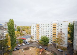 Продам 3-комнатную квартиру, 62 м2, Балаково, улица 30 лет Победы