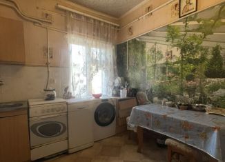 Двухкомнатная квартира на продажу, 52 м2, Минеральные Воды, Мостовая улица, 18