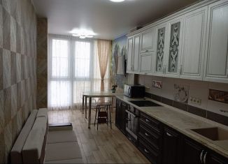 Продается трехкомнатная квартира, 80 м2, Ростов-на-Дону, улица Пацаева, 19/1Д