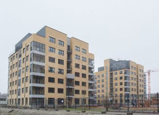 Продается 3-комнатная квартира, 35.2 м2, Тюменская область, улица Василия Малкова, 19