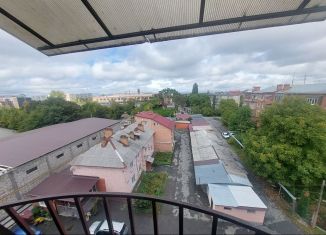 Продам 3-ком. квартиру, 117.6 м2, Владикавказ, Первомайская улица, 30