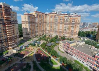 Продаю 4-комнатную квартиру, 142.3 м2, Московская область, улица Строителей, 5