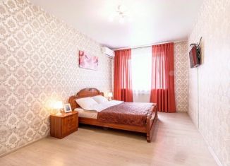 Сдаю 1-комнатную квартиру, 40 м2, Краснодар, улица Куликова Поля, 92