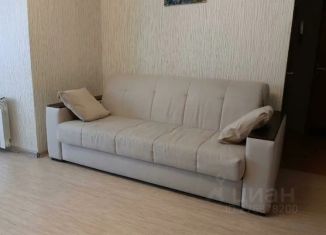 Аренда трехкомнатной квартиры, 48 м2, Краснодарский край, улица Ленина, 54