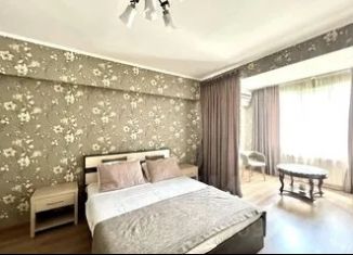 Сдаю в аренду 2-ком. квартиру, 69 м2, Краснодарский край, улица Роз, 31