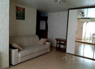 Аренда трехкомнатной квартиры, 48 м2, Краснодарский край, улица Ленина, 54