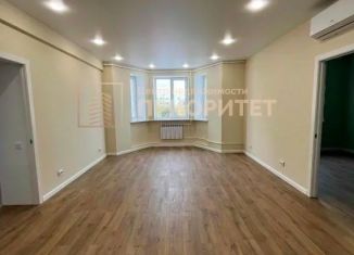 Продается четырехкомнатная квартира, 99 м2, Саха (Якутия), проспект Ленина, 21