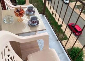 Сдам 1-ком. квартиру, 45 м2, Дагестан, улица Свердлова, 2