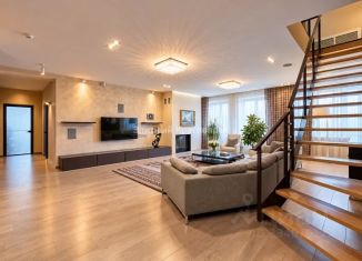 Продам многокомнатную квартиру, 218 м2, Красноярский край, улица Баумана, 7