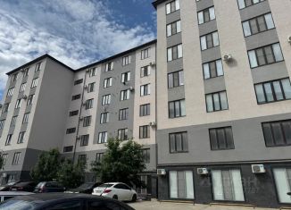 Сдается в аренду 1-ком. квартира, 47 м2, Дагестан, улица Буйнакского, 107Г