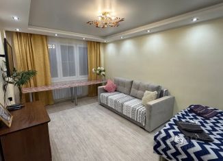 Сдаю в аренду однокомнатную квартиру, 43 м2, Чувашия, проспект Тракторостроителей, 72