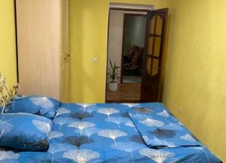 Сдается двухкомнатная квартира, 62 м2, Брянск, улица 3 Июля, 7